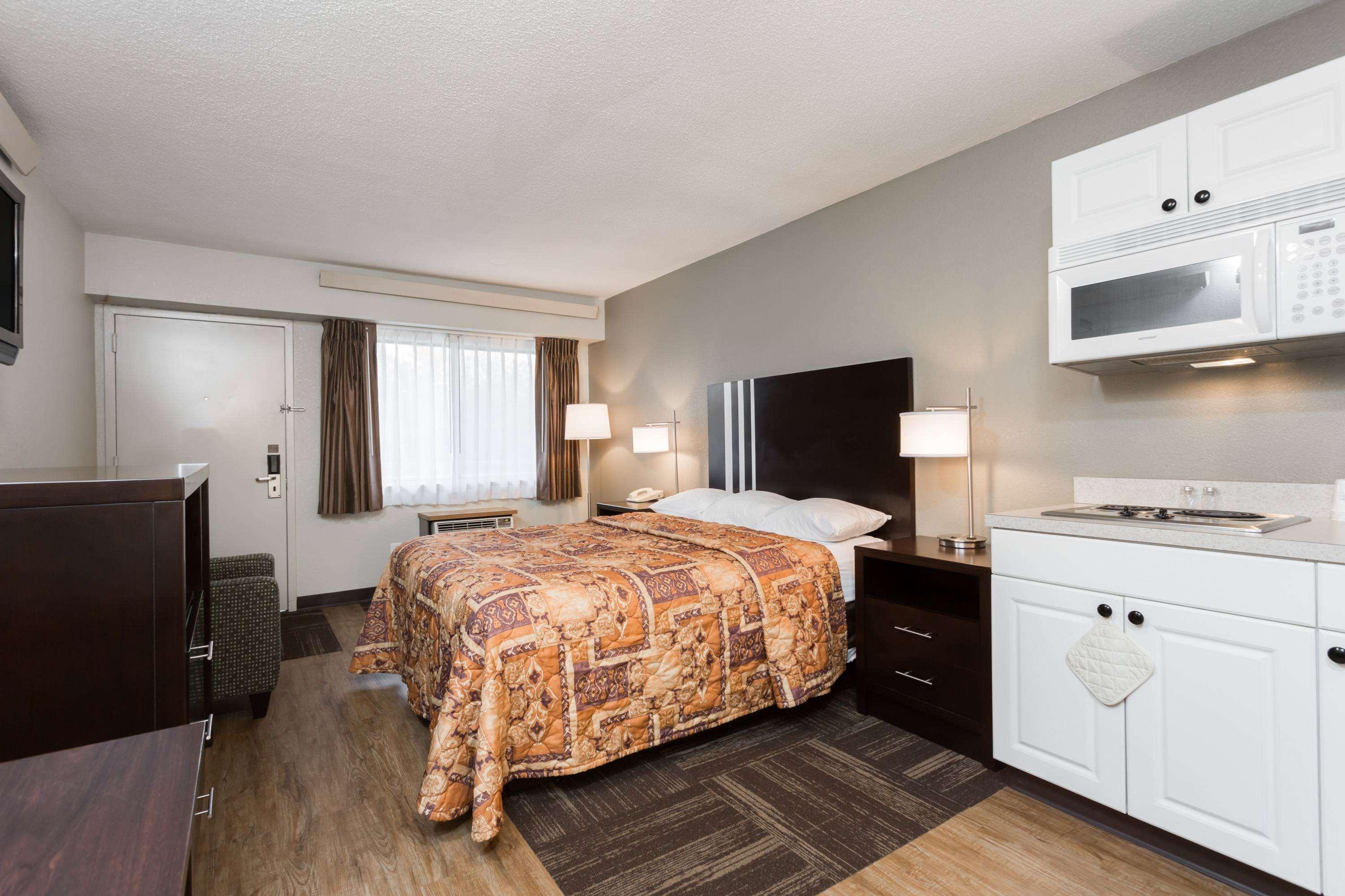 Days Inn By Wyndham Harrisburg North Luaran gambar
