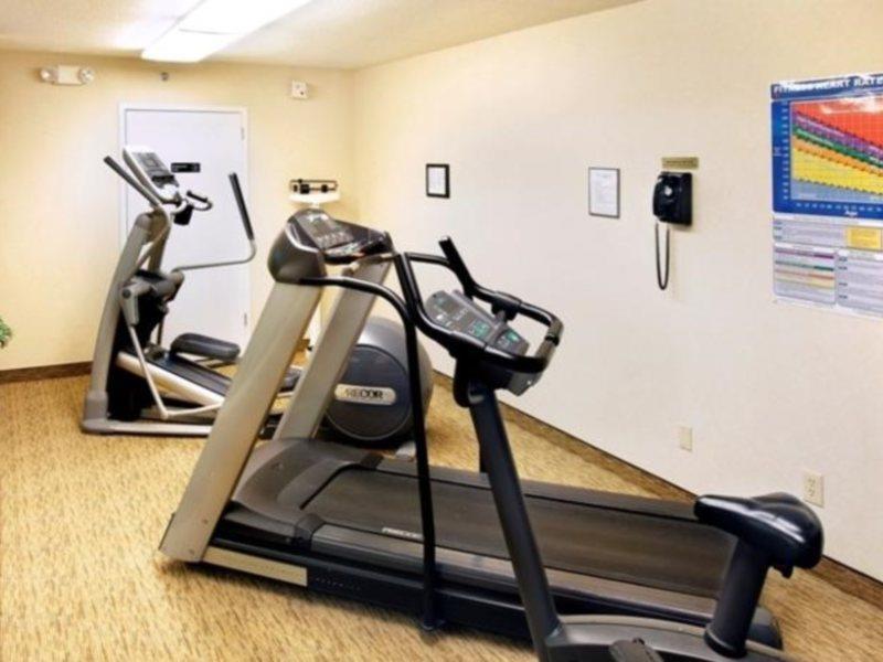 Days Inn By Wyndham Harrisburg North Luaran gambar