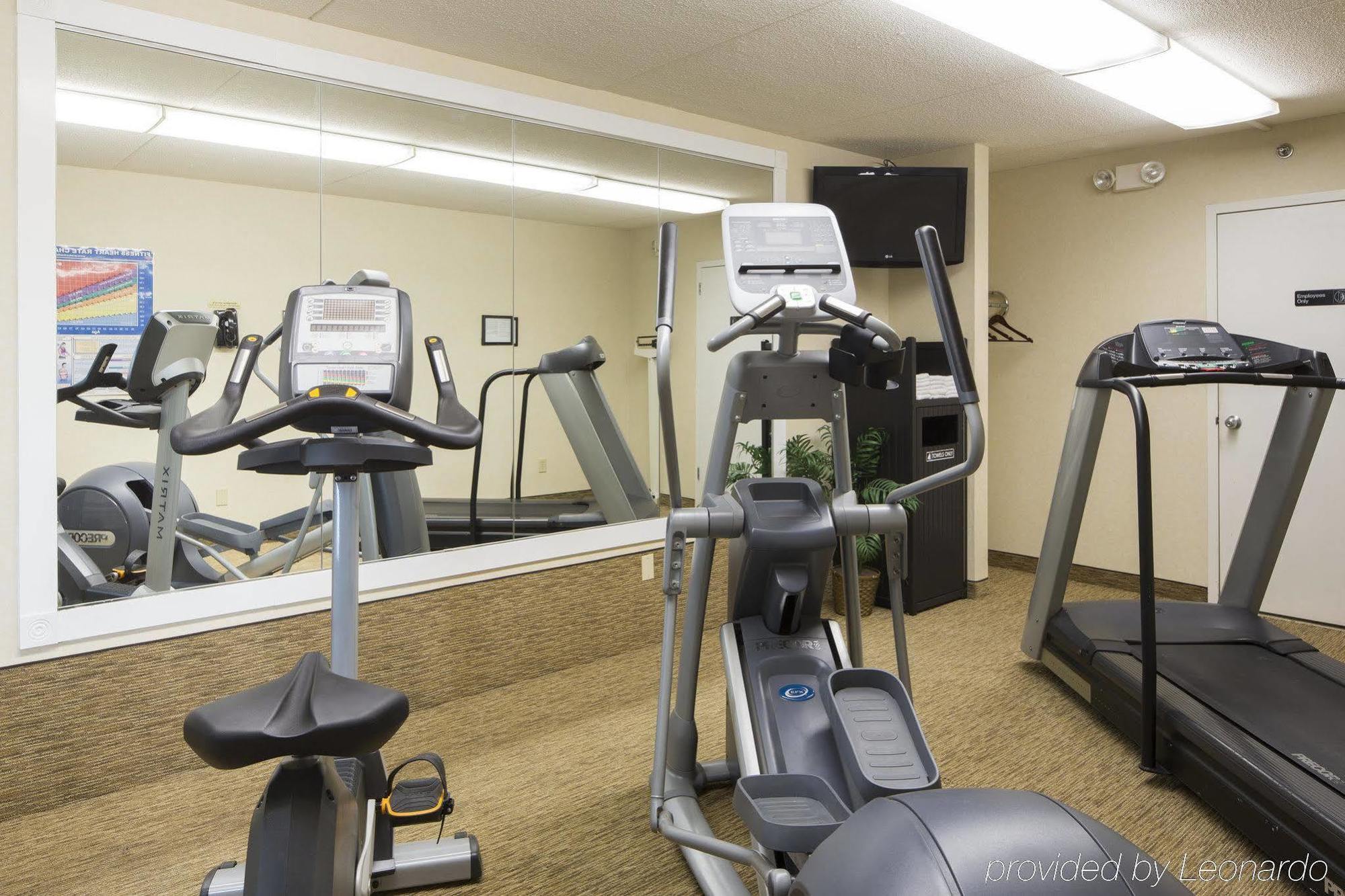 Days Inn By Wyndham Harrisburg North Luaran gambar