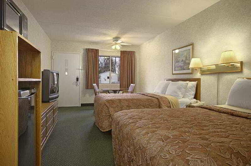 Days Inn By Wyndham Harrisburg North Luaran gambar
